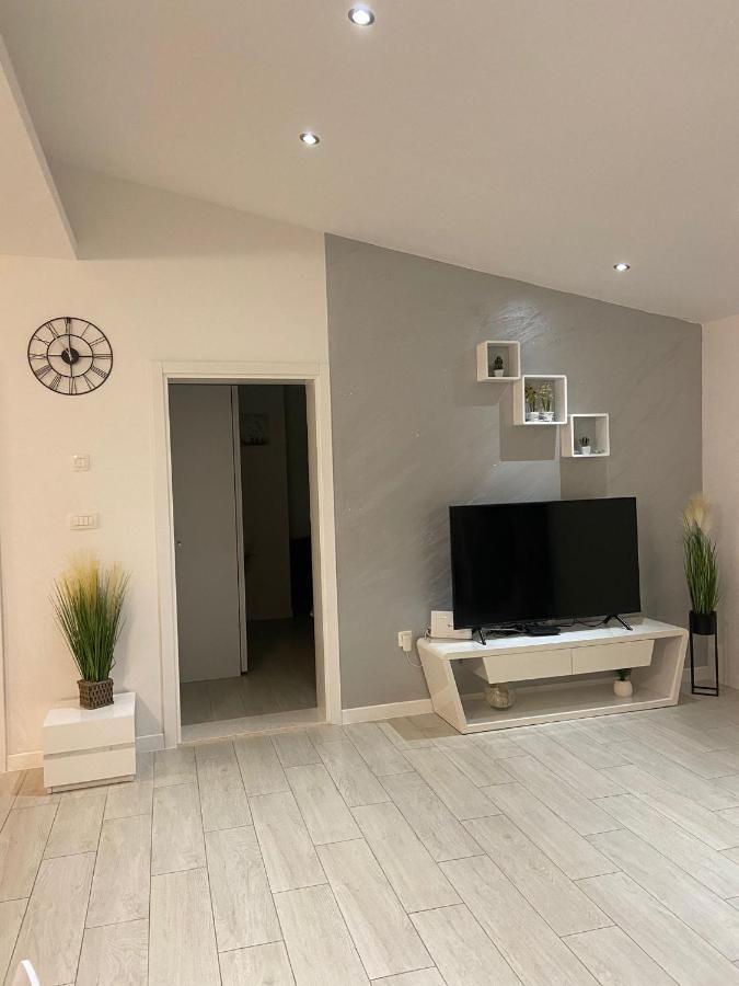 Apartman Mili Baška Voda エクステリア 写真