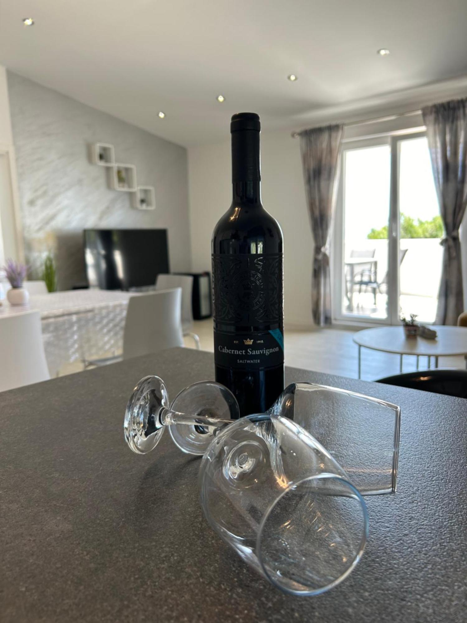 Apartman Mili Baška Voda エクステリア 写真